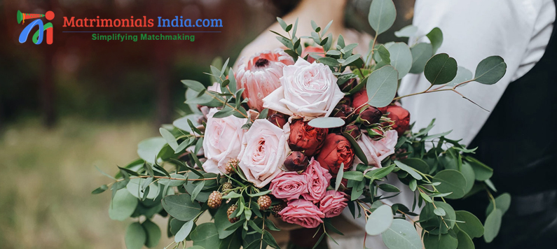 How to Choose a Florist and Flowers for a Wedding